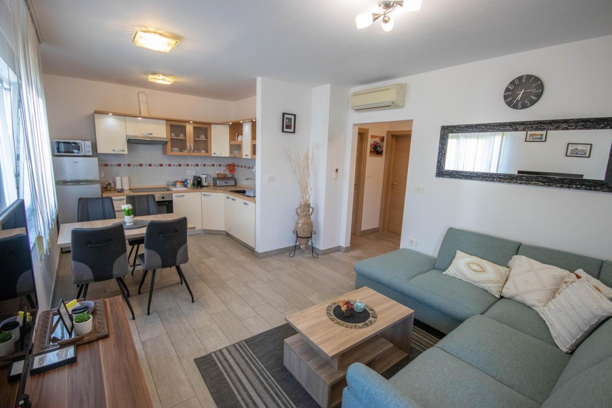 Ana Apartman